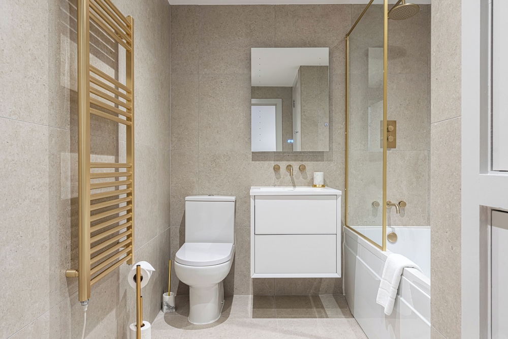 JOIVY Stylish 1 bed flats in Soho