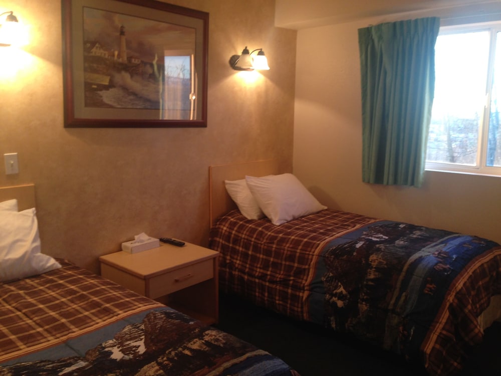 Windbreak Hotel