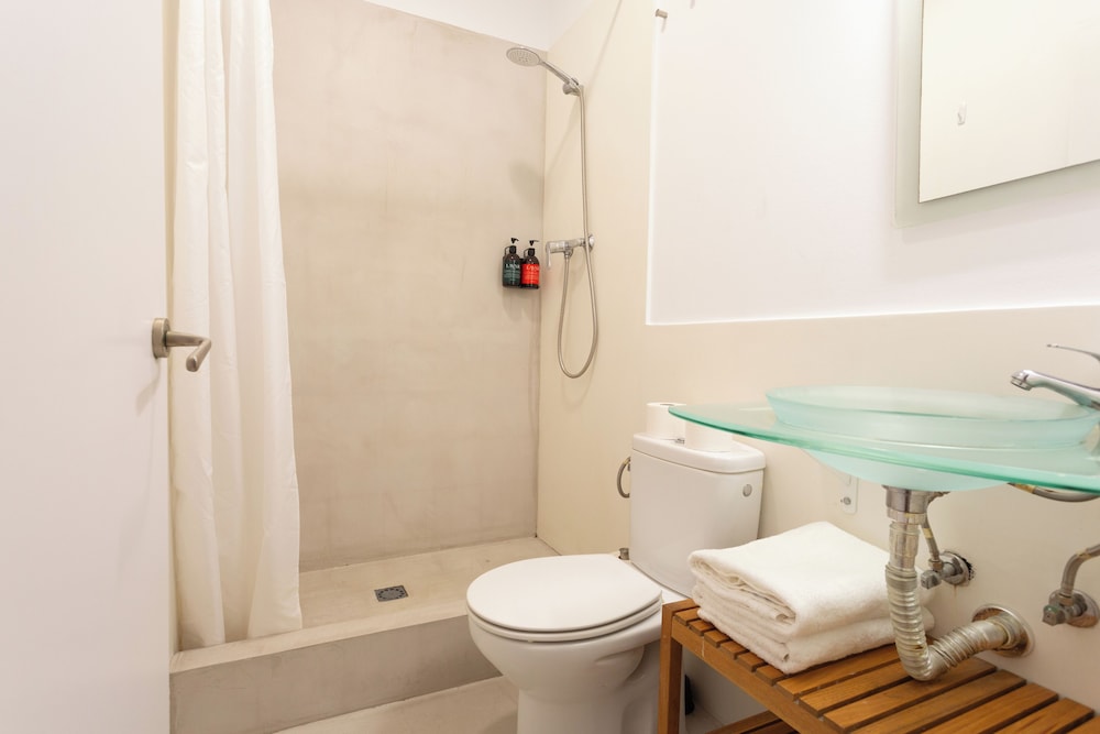 Apartment Near Las Ramblas For Families Or Friends