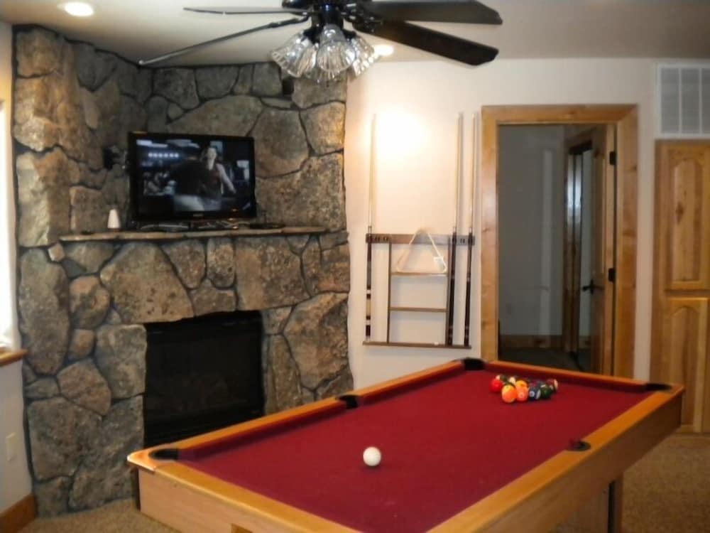 Lake Tahoe Vacations - 1637 Black Bart Court - Property Image 2