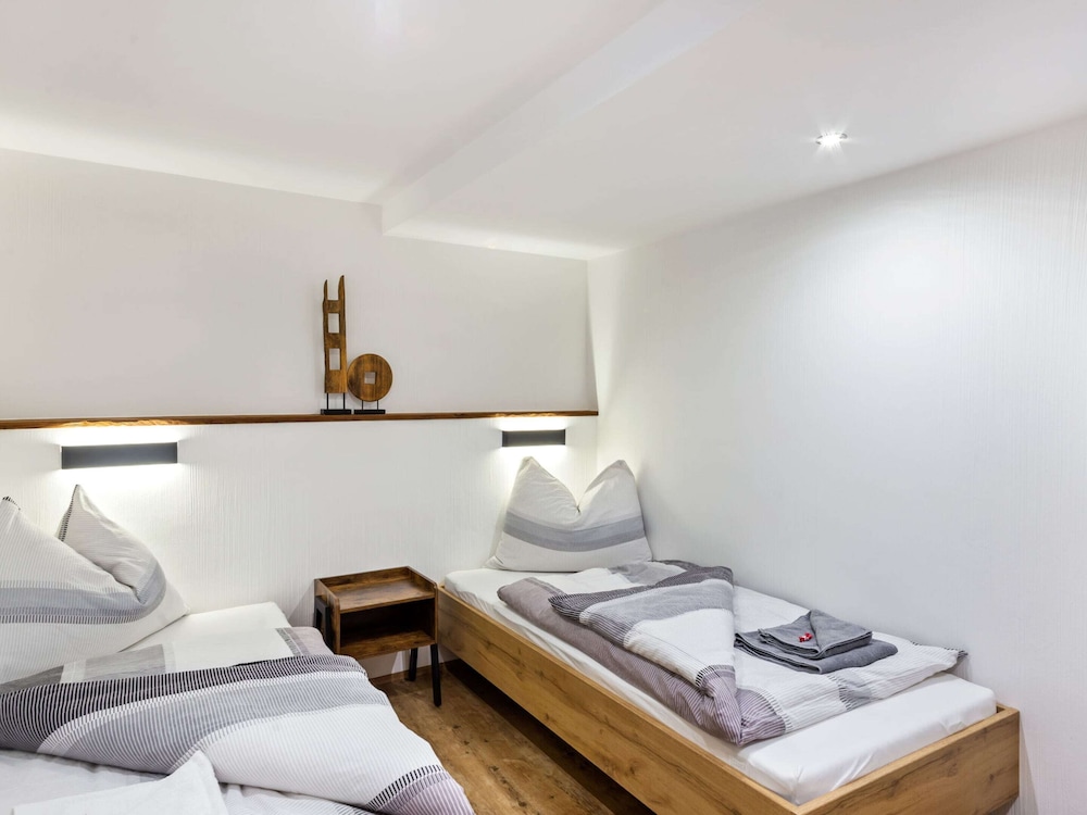 Apartment in Neukirchen am Grossvenediger view 2