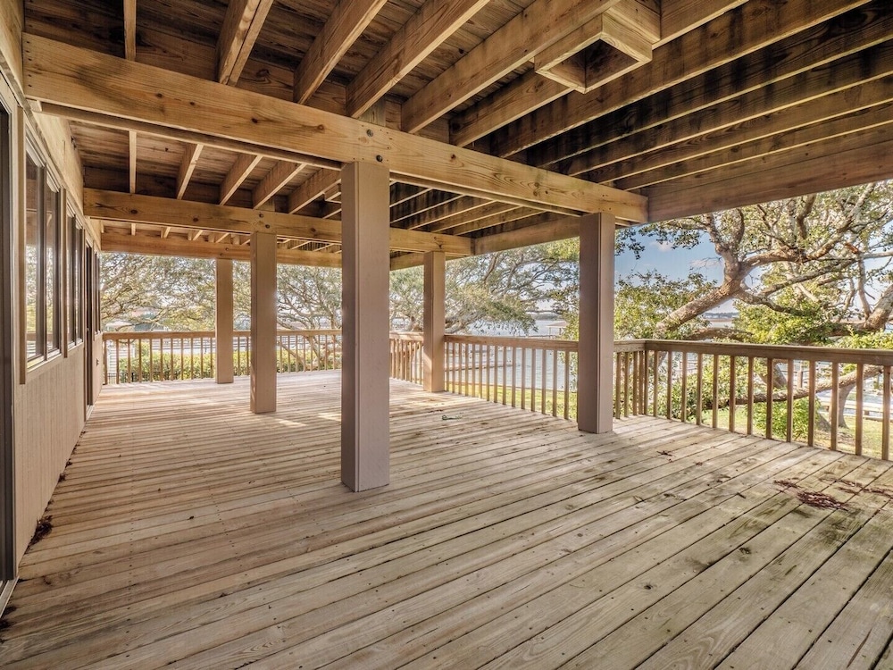 Nicholson Oaks by Topsail Realty