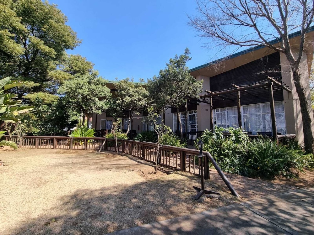 Emerald Guesthouse