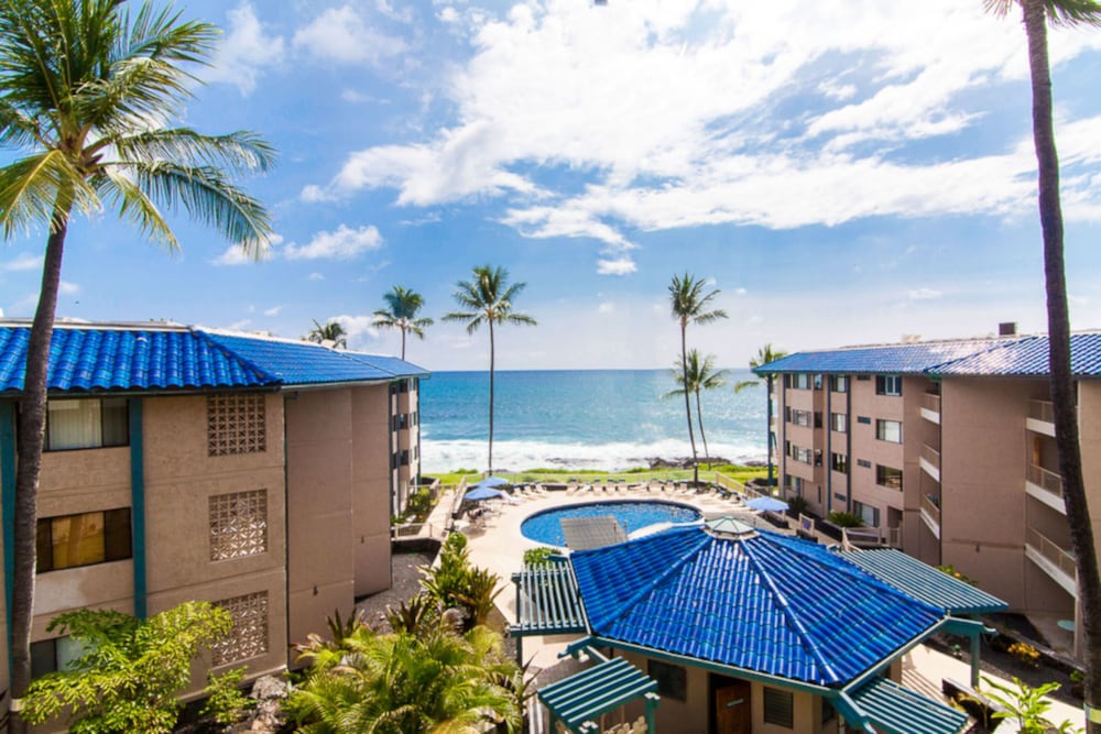 Hotel Kona Reef Resort - Image 1