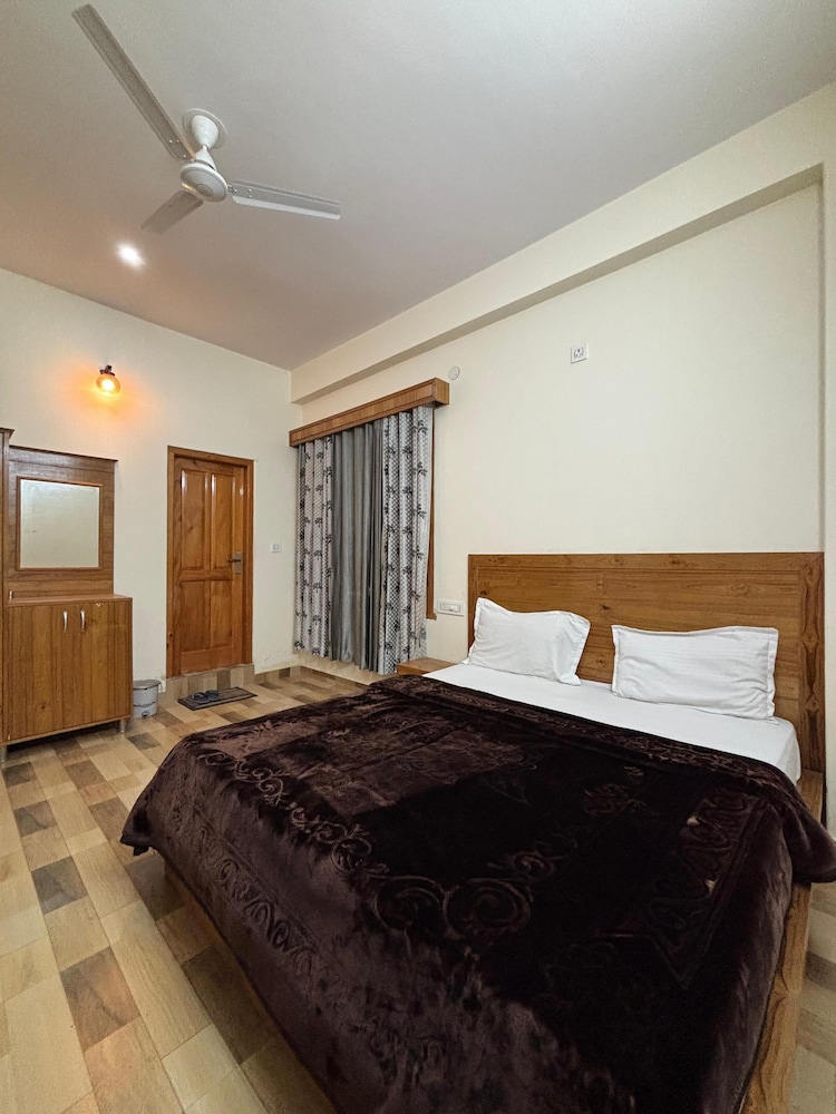 Hotel Himalayan Park