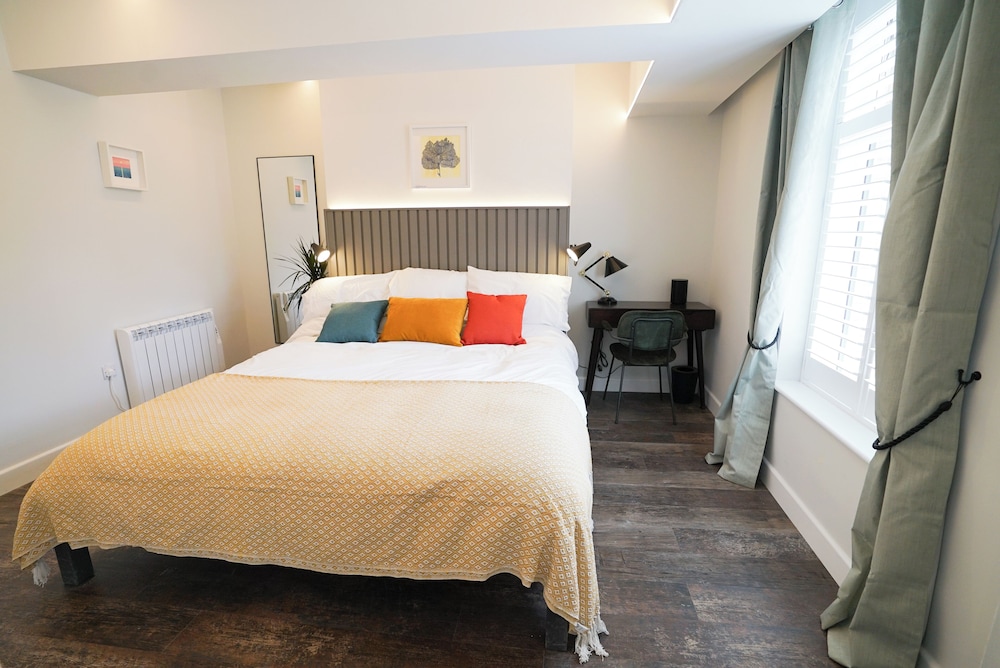 Sgwar-Boutique Rooms