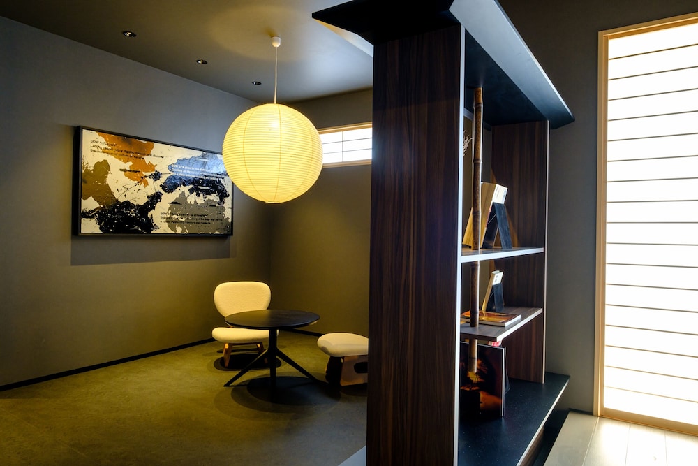 YANAKA SOW
