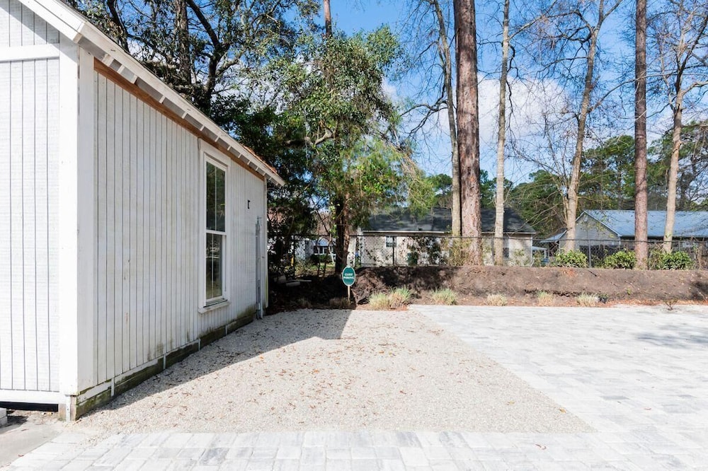 Charming Old Town Loft, Nestled in the Heart of Historic Bluffton, SC