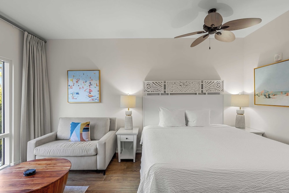 Resort Condo Steps to Beach Pool, Hot Tub, Tennis, Golf Sandestin, Miramar Beach