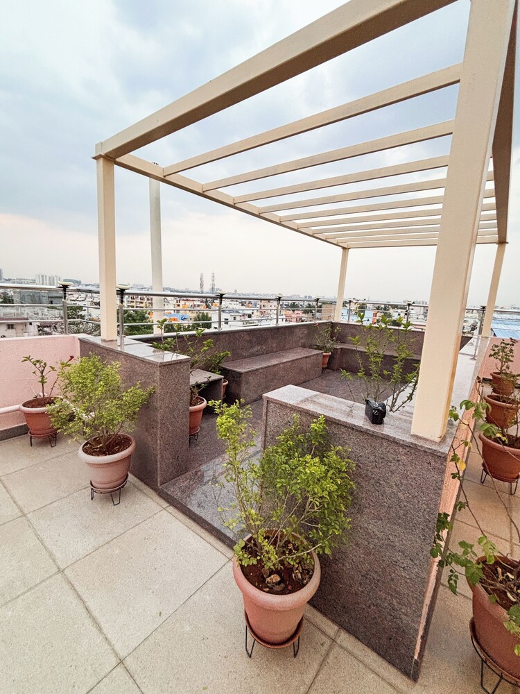 Visla Stay - Premium Serviced Apartment