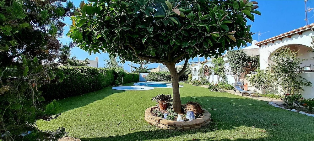 Mojacar Beach 2 Bedroom House With sea View