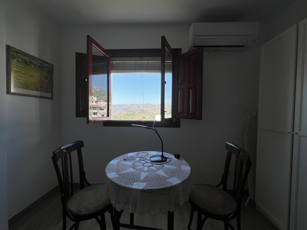 Cd-2063 Three Bedroom With Roof Terrace