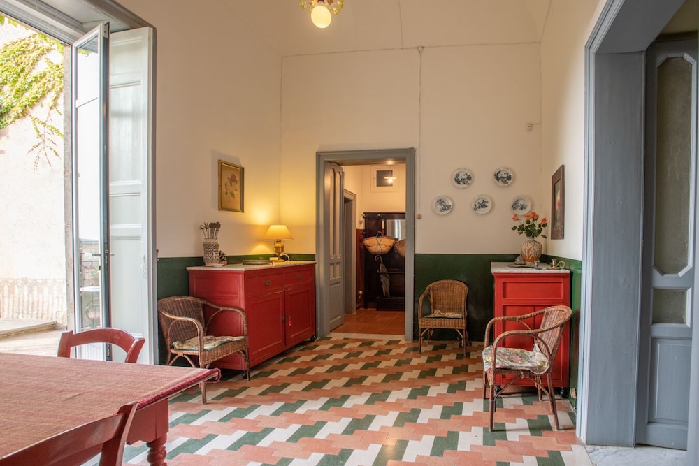 Villa Cutalia view 2