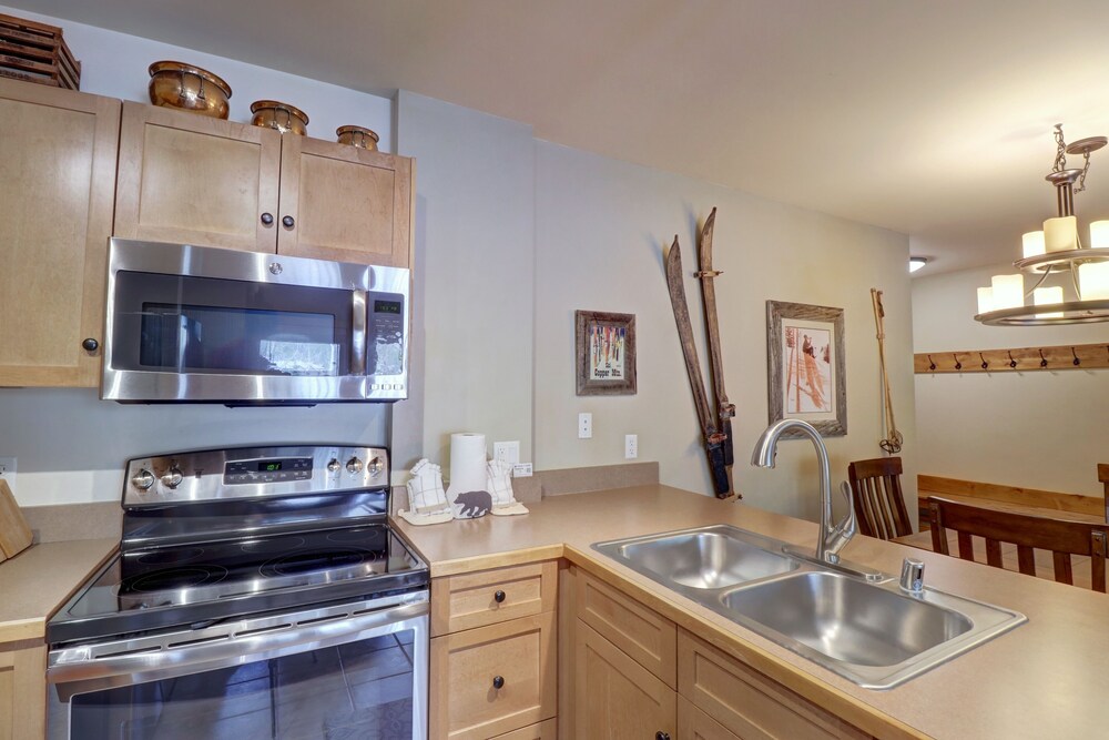 SkyRun Vacation Condos Copper Mountain Resort