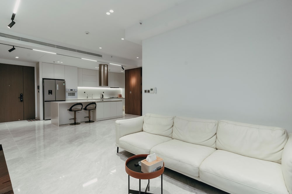 Midtown Premium Apartments