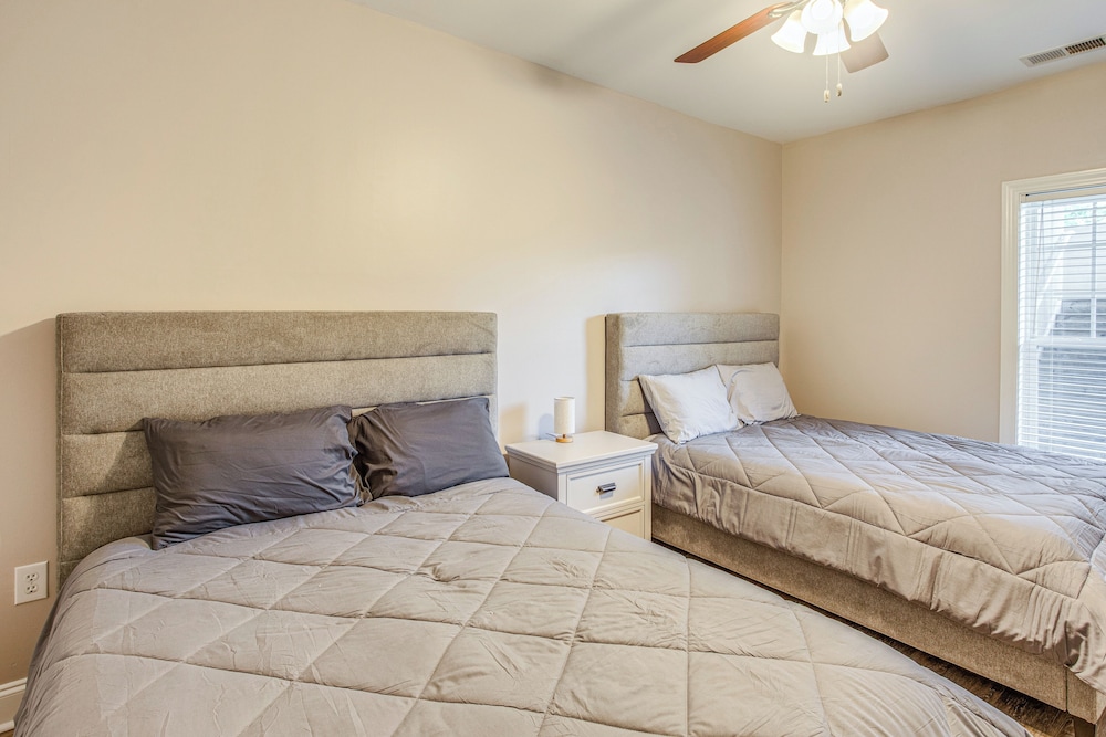 Tee Off & Unwind By Pool: Myrtle Beach Condo