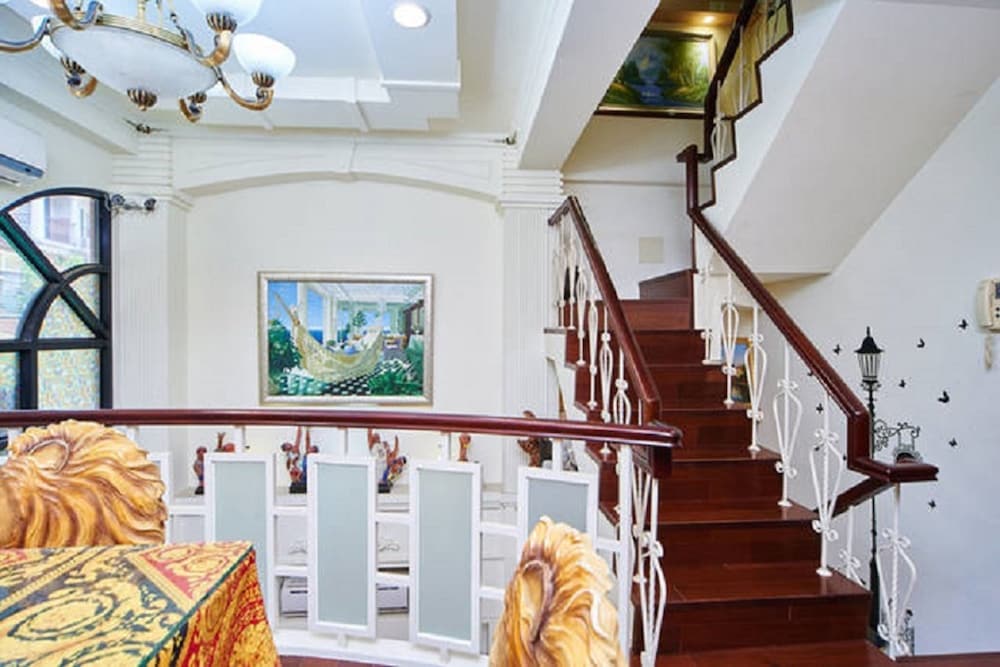 Peace Art Villa