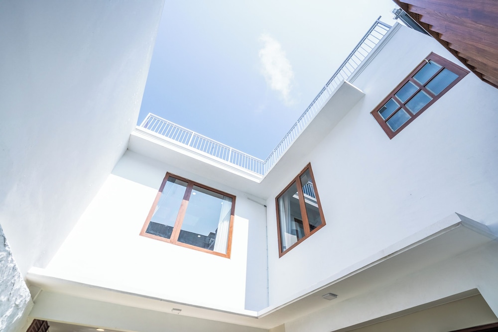 Melasity Villa by Betterplace