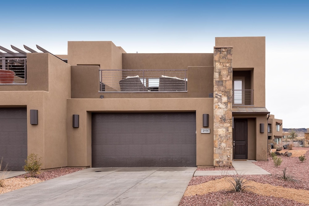 Red Rock Getaway Villa 4