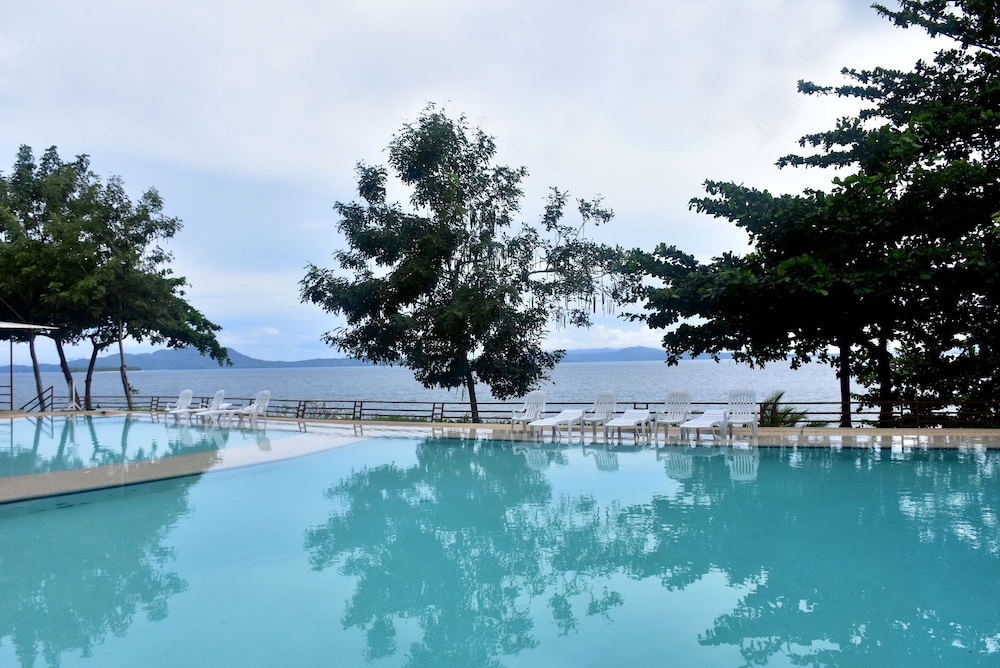 Almont Beach Resort