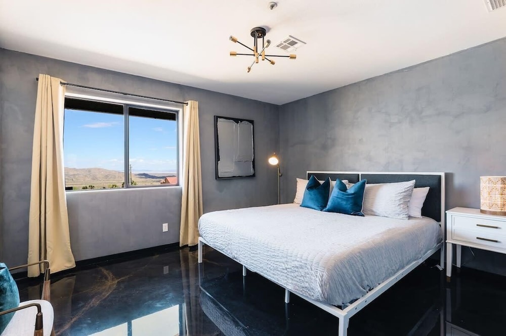@ Marbella Lane - Zen-like Ambiance 3BR Home in JT