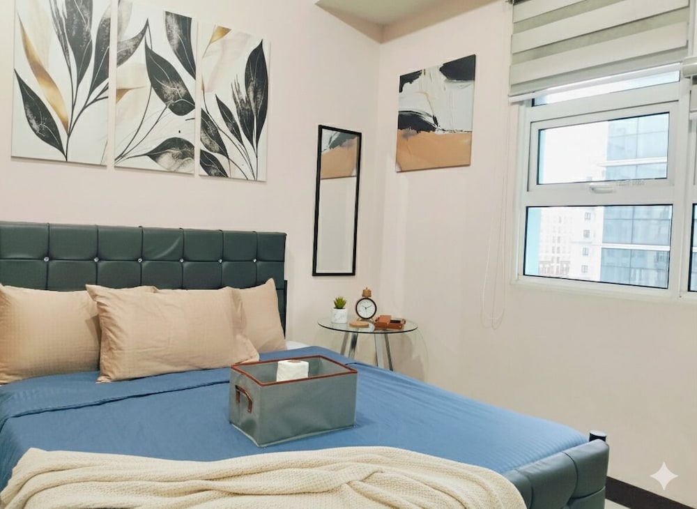Cheap Accommodation - Newport Boulevard