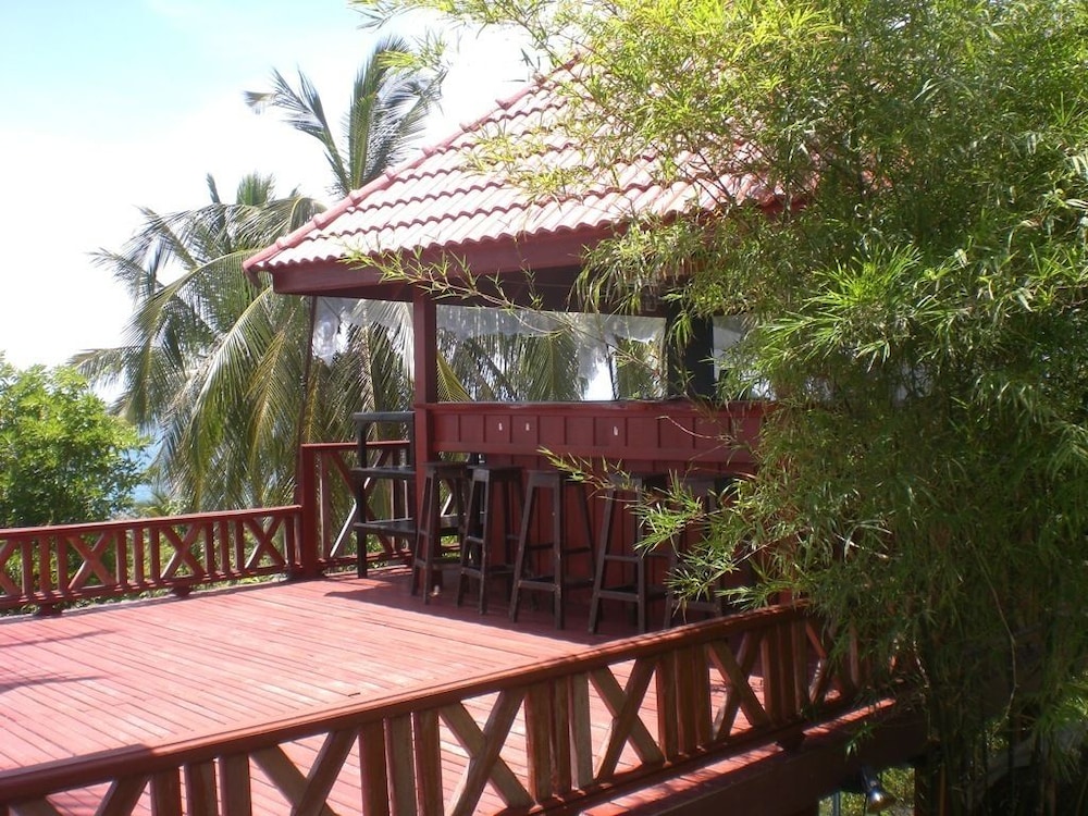 Golden Hill Resort