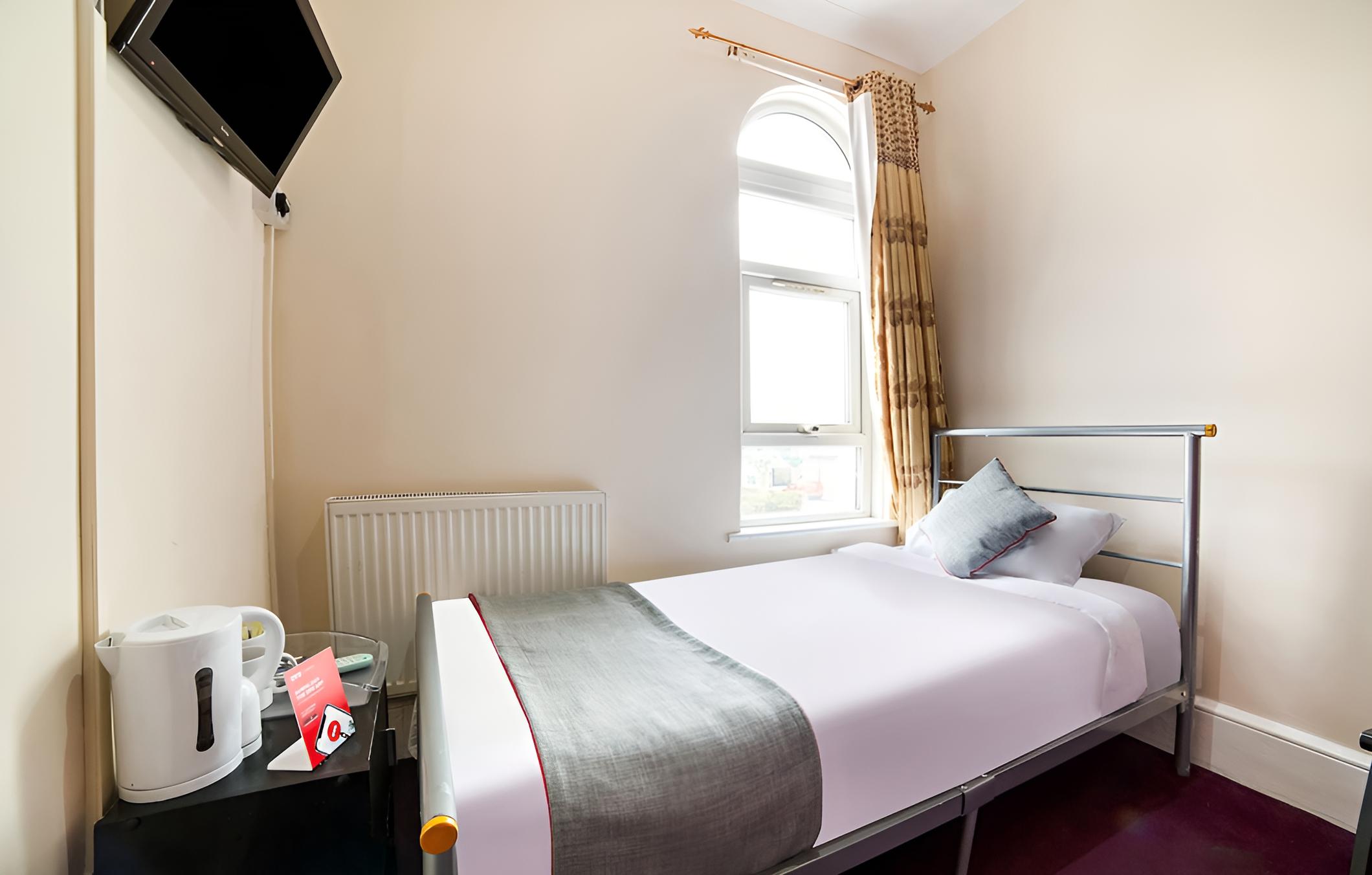 Stratford Hotel