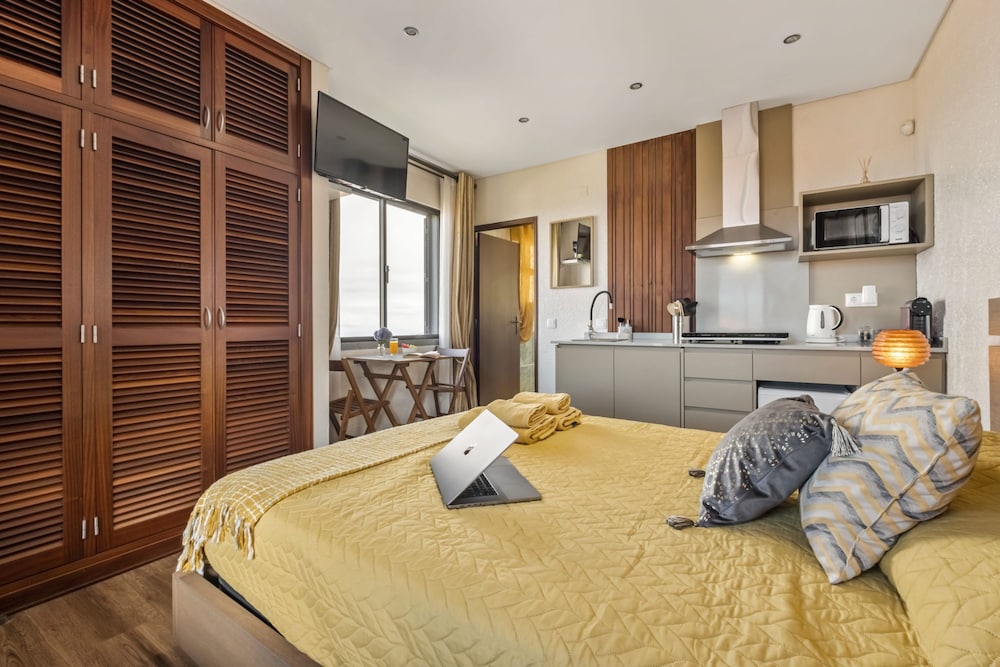 Cozy Apartment 3 by Madeira Sun Travel