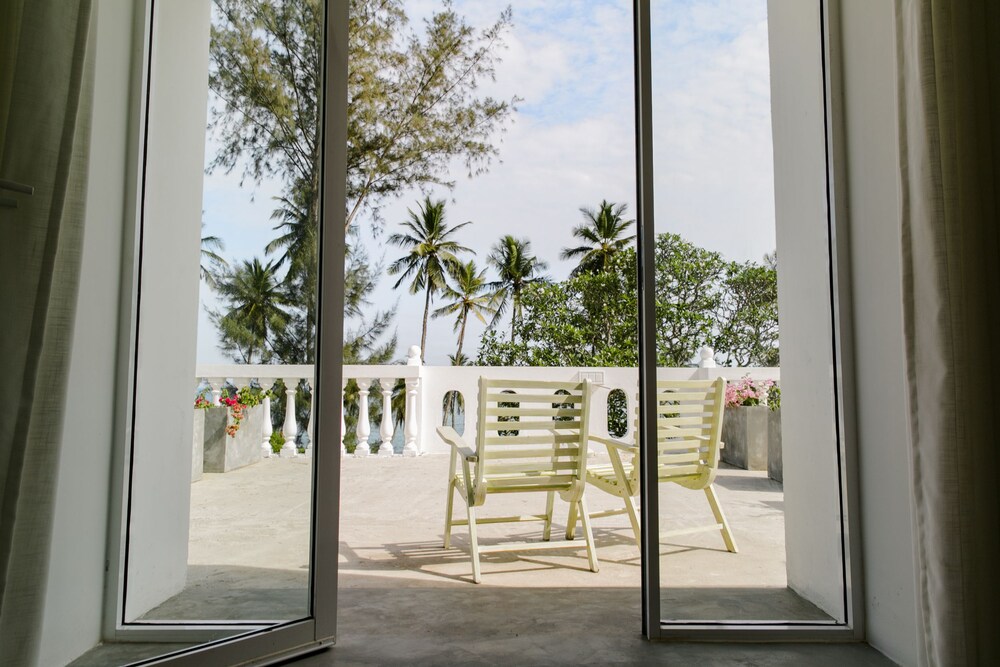 Nuga Eden Tangalle
