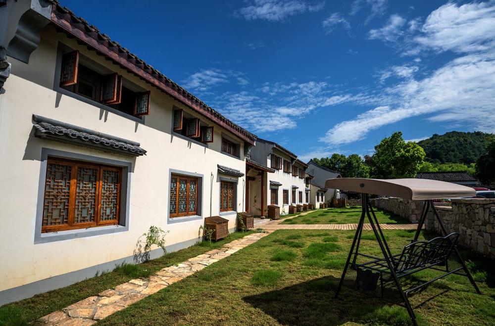 Lanting Yishi Inn