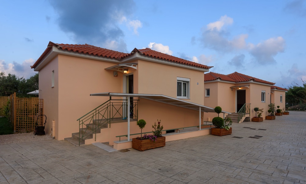Coastal Dreamy Retreat, Dive in Dimitra's Paradise