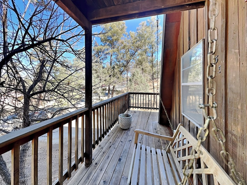 Doc's Den by Ruidoso Vacation Rentals