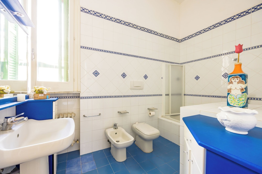 Villa Villari Terrace and Patio by Napoliapartments