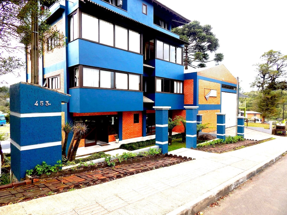 Apartamento Luxurias da Serra 02