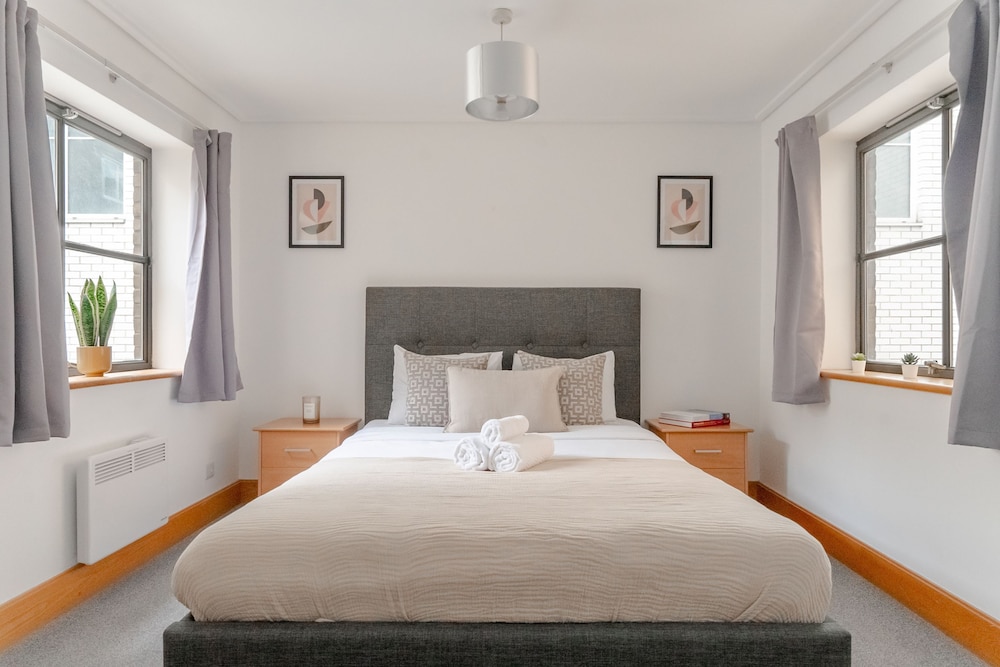 Holborn Penthouse Apartment with Terrace