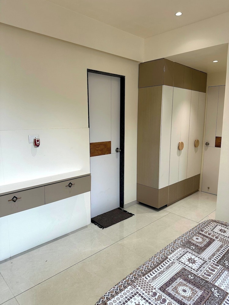 Spacious 3BHK Retreat in Ahmedabad