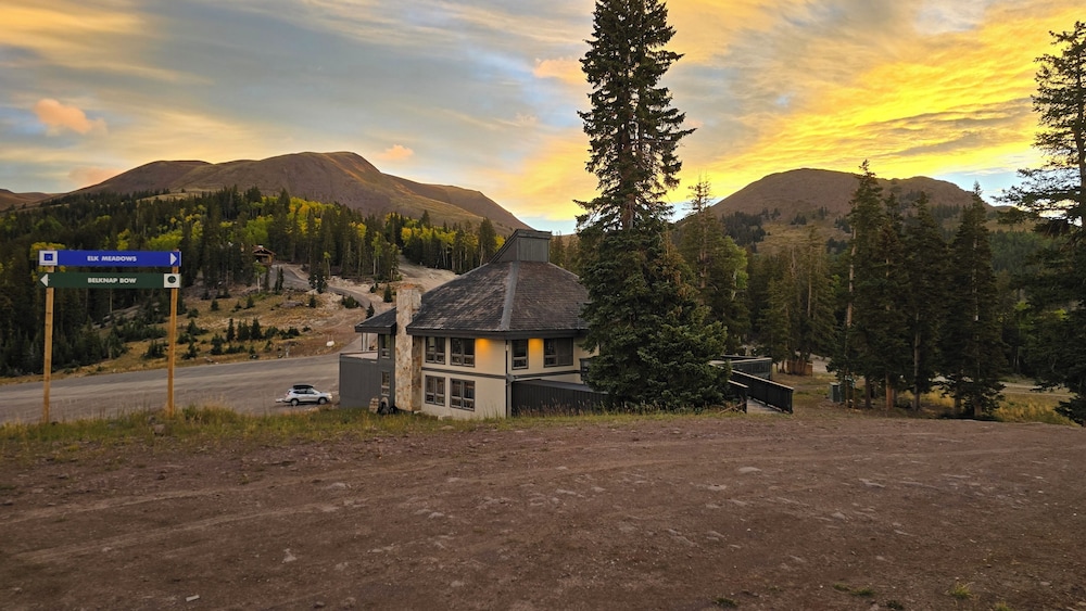 Eagle Point Resort