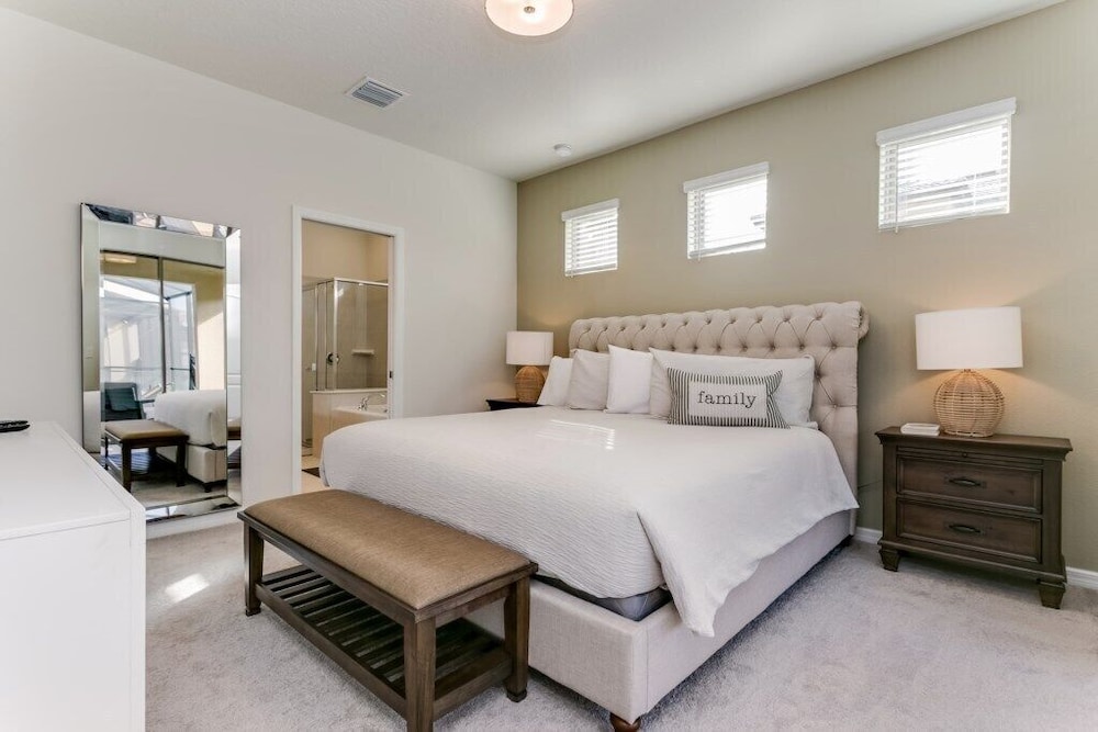 5 BED 5 Bath Resort Villa - Image 2