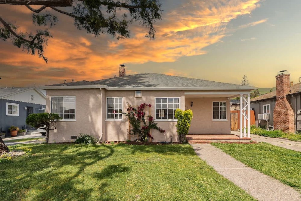 East SJ Entire 4Br Home Quiet