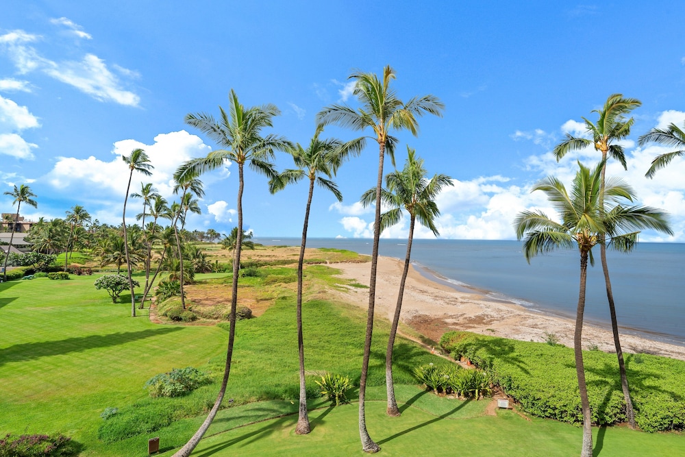 Menehune Shores 421 2 Bedroom Condo
