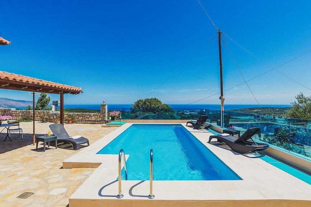 Sea Breeze Stunning Views - Pool Dream Gem