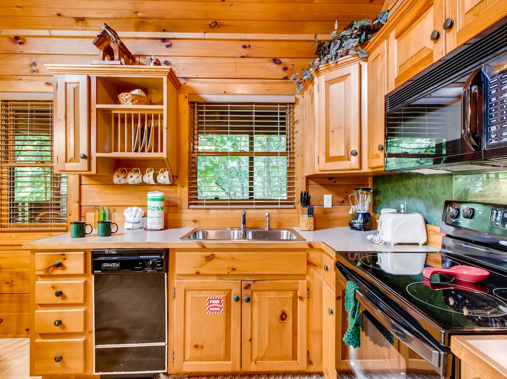 Cabin Fever #117 view 2