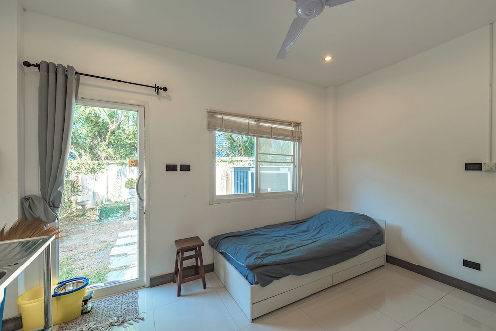 4BR With PoolTable Near Rawai Beach V161