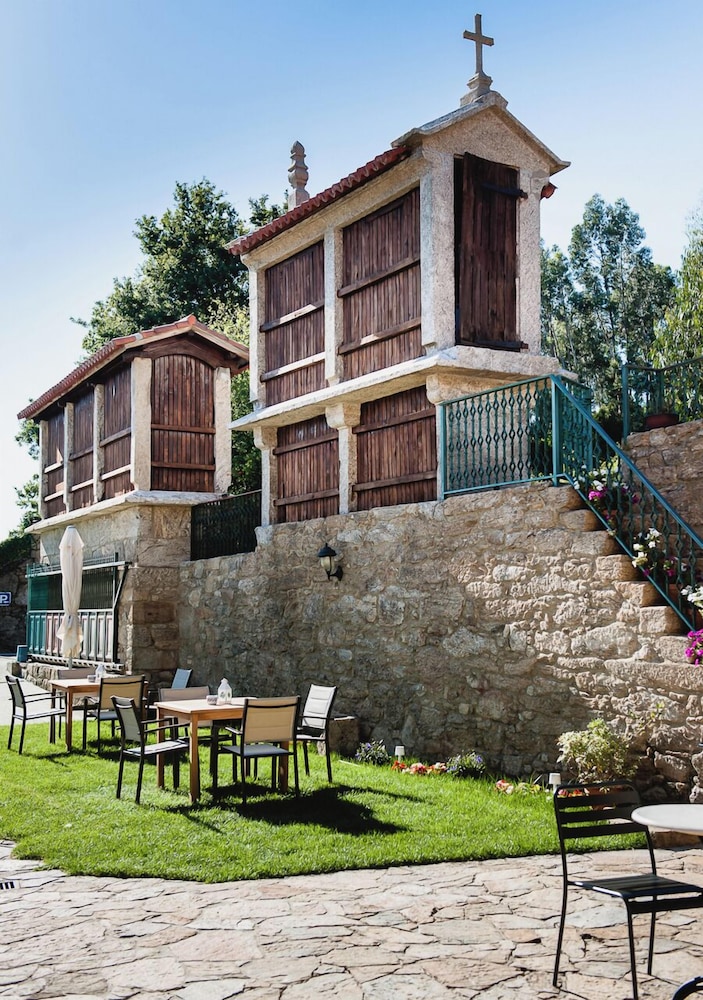 CASA DE COSTOIA
