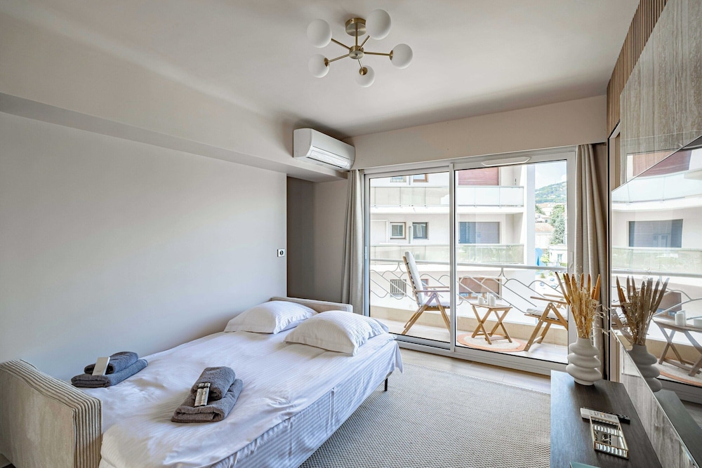 Apartment for 4people in Martinez