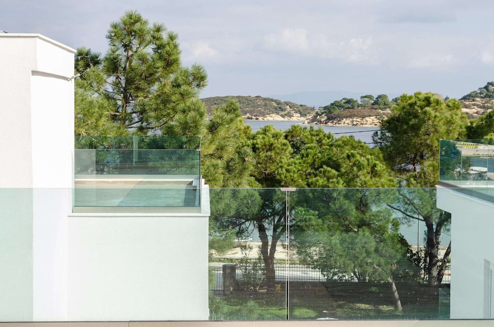 Acrotel Porto Brava Luxury Villas view 2