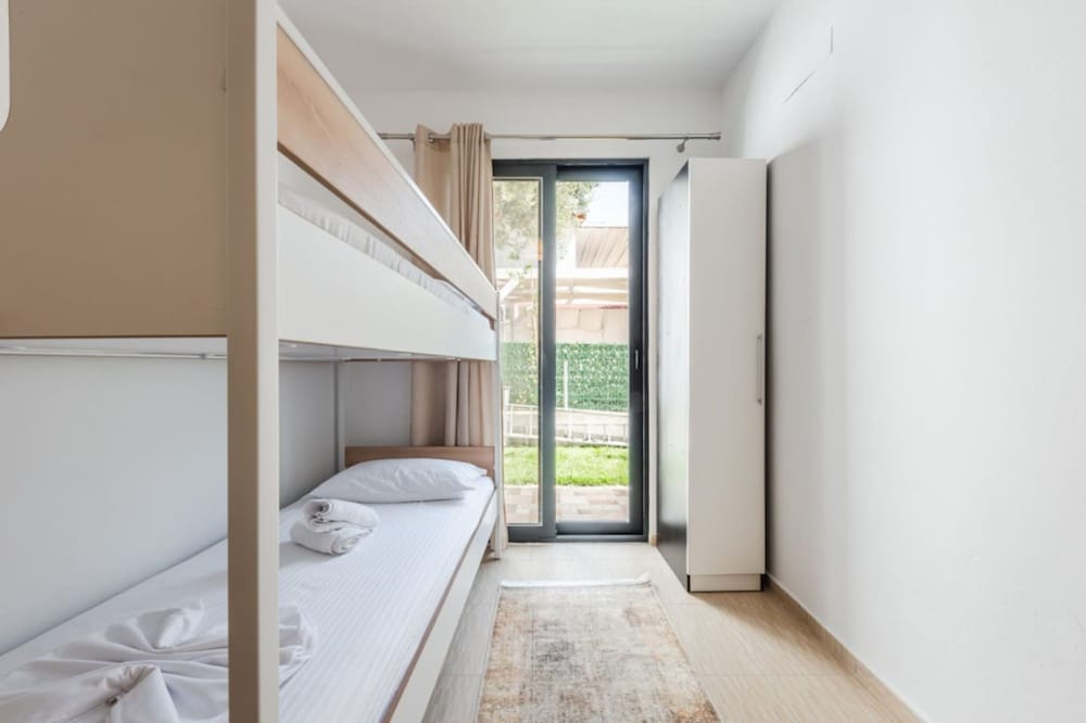 Exclusive Seafront Apartments Apartment 3
