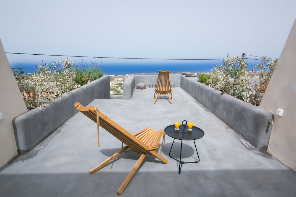 Santorini Villas