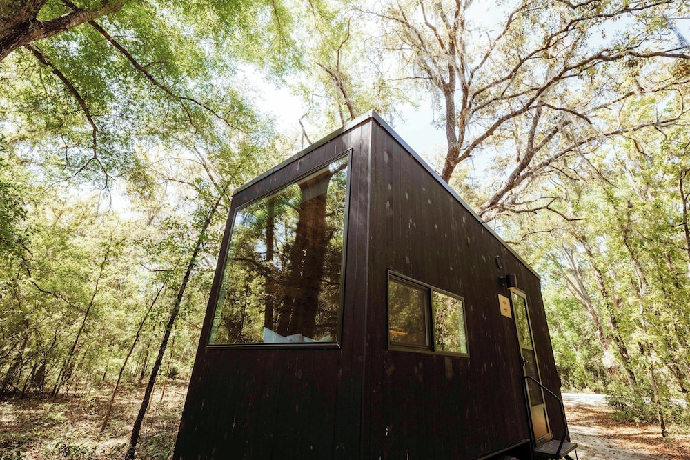 Postcard Cabins Talladega Valley, Outdoor Collection by Marriott Bonvoy